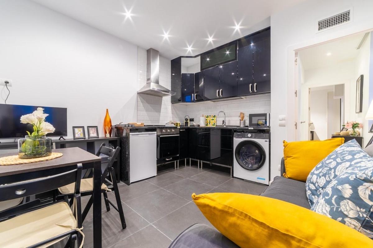 Charming Modern In Barrio De Letras Appartamento Madrid