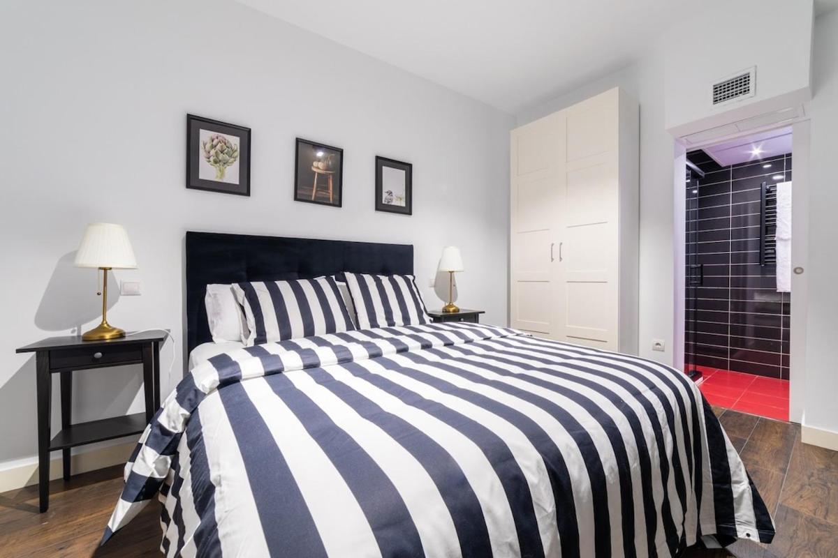Charming Modern In Barrio De Letras Appartamento